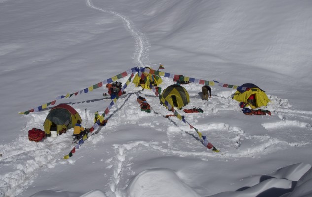 Le French Base Camp sous la neige en 2014.