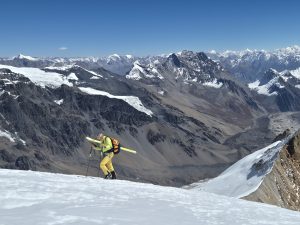 Peri Himal